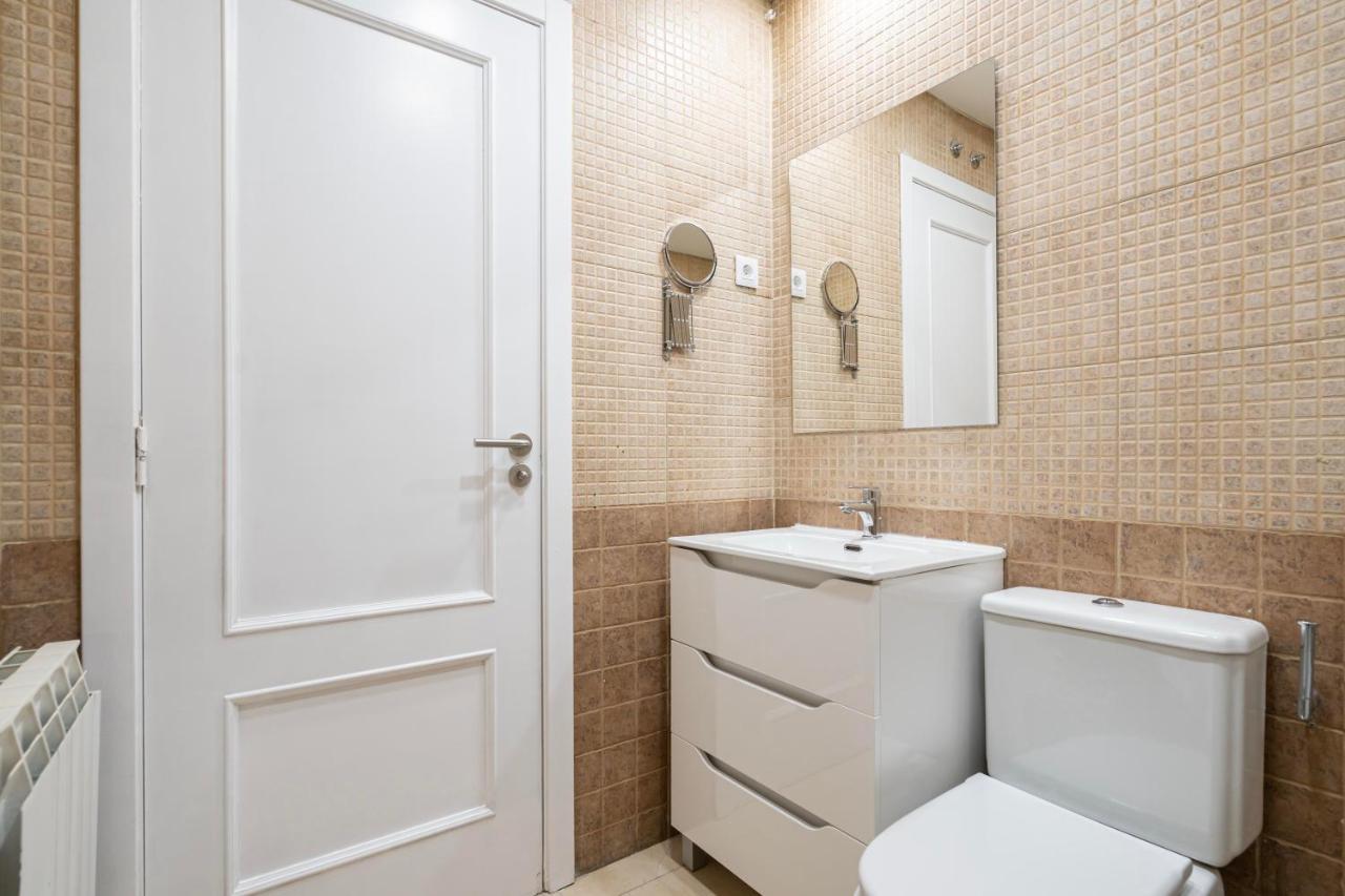 For You Rentals Elegante Y Bonito Apartamento Temporal En El Corazon De Madrid Inf1C 외부 사진